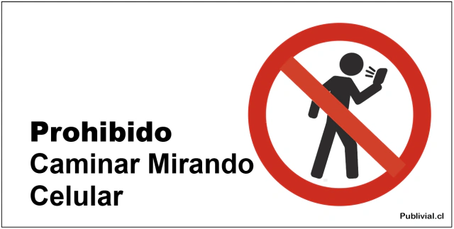 Prohibido caminar mirando el celular